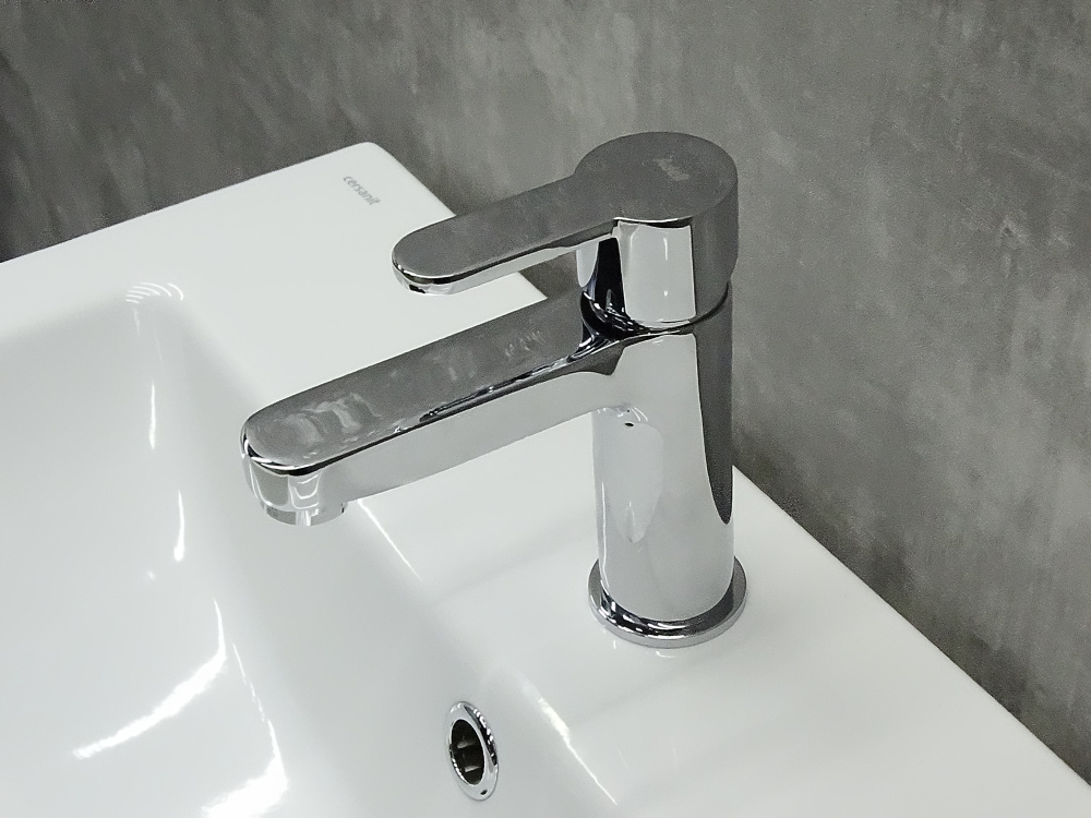 Смеситель Умывальник ADELL LENTO REGULAR 15494501