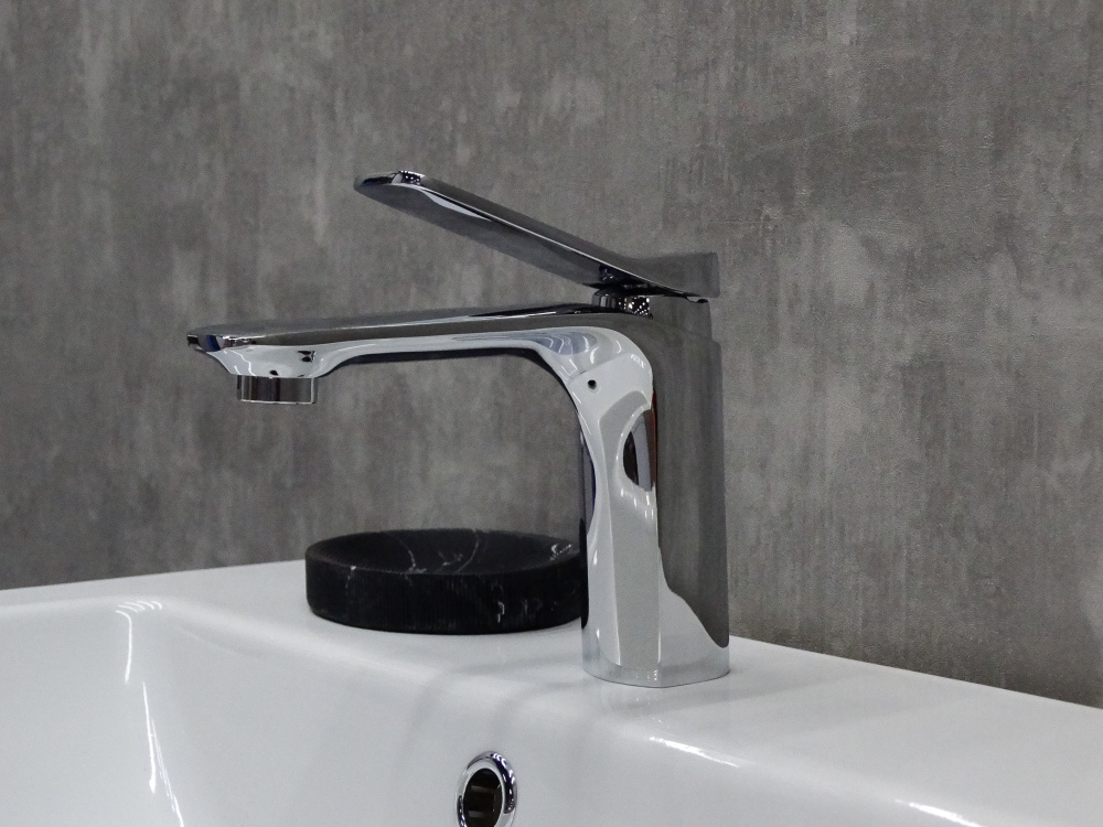 Смеситель для раковины ODRA, клик клак, А63050